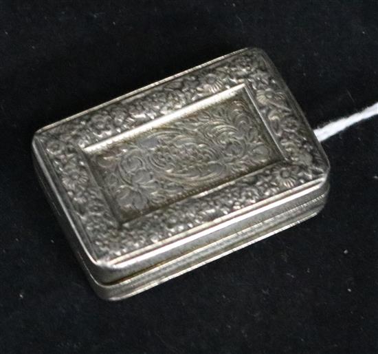 A George III silver vinaigrette by T. Simpson & Son, Birmingham 1818, 1.5in.